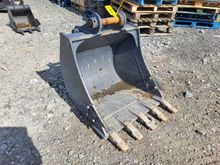 Image of Bucket 32inch Wide, 50mm Pins, 200mm Ears, 310mm Centres