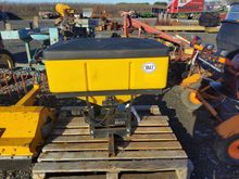 Image of Snow Ex Mini Pro 575 Salt Spreder