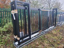 Image of 20' High Electric Sliding Gates c/w Remote Controls