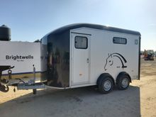 Image of Nancy Cheval Sarl Maxi 3 Twin Axle Horse Box Trailer