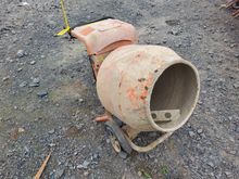 Image of Altrad Belle M16B Electric Mixer