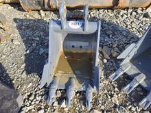 Image of Bucket 50cm Wide, 45mm Pins, 145mm Ears & 240mm Centres