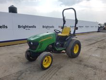 Image of John Deere 2520 HST Compact Tractor