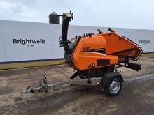 Image of Eliet Mega Prof Trailed Wood Chipper