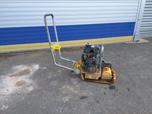 Image of Wacker Vp1030Aw 12'' Plate Compactor Petrol (300Mm)