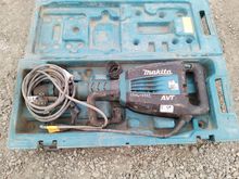 Image of Makita HM1214C SDS AVT Demolition Hammer