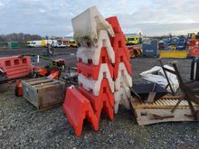 Image of 13x Safety Barriers