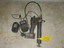 Image of Sealey Grease Gun, Batteries and Charger