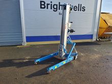 Image of Genie SLA-10 Material Lift