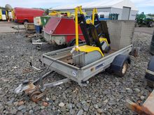 Image of Set Of Traffic Lights & Trailer