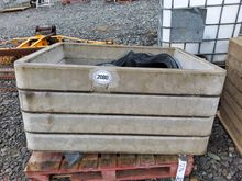 Image of Pallet of Concrete Man Hole Squares & Rubber