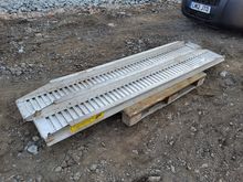 Image of Pair Of 8ft Alloy Ramps
