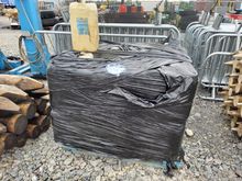 Image of Pallet of 32x 25L Barrels of Chela Ice Blast Plus De-Icer