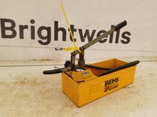 Image of REMS Push Manual Hand Pressure Testing Pump