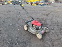 Image of Honda HRX537 Hydrostatic Pedestrian Mower
