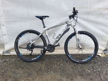 Image of 1x Cube Bicycle Frame No: WOW98619 FG0811M Frame Size: 18"