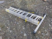 Image of Triple Extension Ladder - 26 Rung