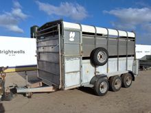 Image of Hudson Tri Axle Livestock Trailer