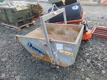 Image of Boscaro Crane Tipping Skip