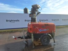 Image of Tower Light VB-9 Trailed Lighting Tower