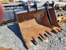 Image of 4' Excavator Bucket 260mm Ears; 395mm Centres; 65mm Pins