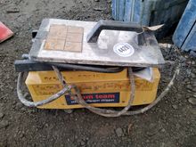 Image of Electric Wallpaper Stripper