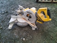 Image of Dewalt DW777 240V Chop Saw