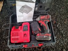 Image of Milwaukee Battery Impact Driver M18B2