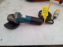Image of Makita 9557NBR 110V Grinder
