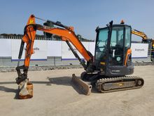 Image of Dooson DX35Z Cabbed Mini Excavator