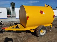 Image of 1200L Towable Fuel Bowser