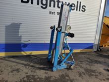 Image of Genie SLA-15 Material Lift