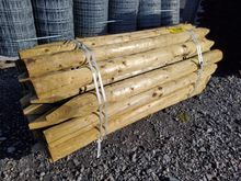 Image of 35x 6' 5" Tan Posts