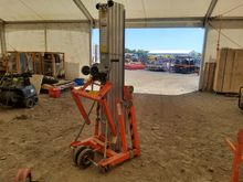 Image of Sumner 2124 Material Lift