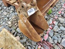 Image of 9inch Bucket (JCB 15C-1)