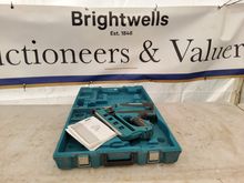 Image of Makita GN900 1st Fix Nail Gun