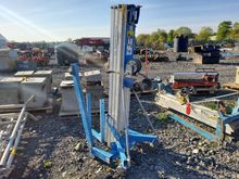 Image of Genie SLA-15 Manual Goods Lift