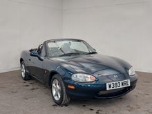 Image of 2000 Mazda MX-5 MkII