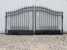 Image of 14ft Pair Of Metal Gates - Star Design