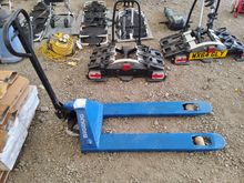 Image of Bigdug Pallet Truck