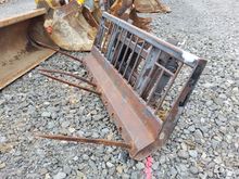 Image of JCB Telehandler Strimec Muckfork With Hydraulic Adaptor to CAT Headstock