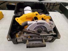 Image of Dewalt DL390 Cordless Circular Saw