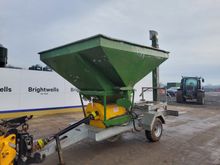 Image of Superior Trailer PTO Powered Roller Mill