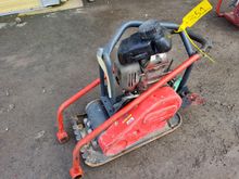 Image of Altrad Belle LC3252SP Plate Compactor 320Mm Petrol 62Kg