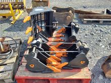 Image of TB210 Bucket Set: 150mm, 230mm, 300mm, 600mm, Riddle Bucket & Ripper