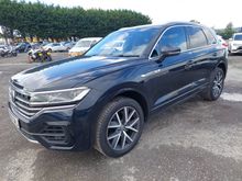 Image of VOLKSWAGEN TOUAREG V6 R-LINE TDI AUT Estate