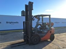 Image of Toyota 02-8FGF25 Gas Forklift