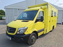 Image of MERCEDES-BENZ SPRINTER 519 CDI Ambulance
