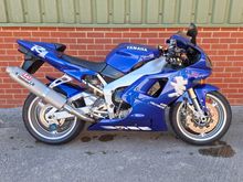 Image of 1998 Yamaha YZF-R1