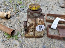 Image of 20T Lake & Elliot Hydraulic Jack